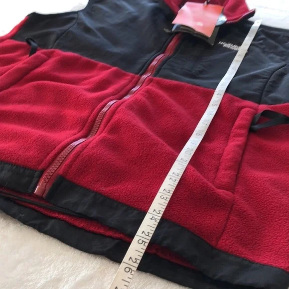 NWT: The Northface Lightweight vest. Black and red Size - Picture 13 of 17